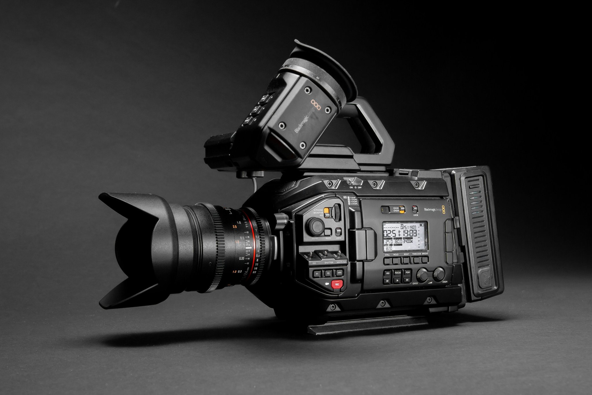 Infographic highlighting top five ways to enhance streaming performance.